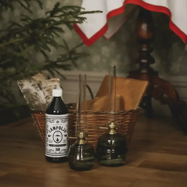 Fotogenlampa och lampolja